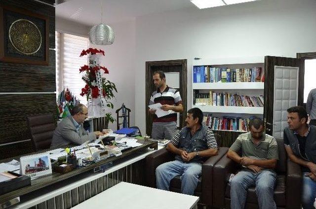 B&uuml;nyan Belediyesinde İaşeler Dağıtıldı 1