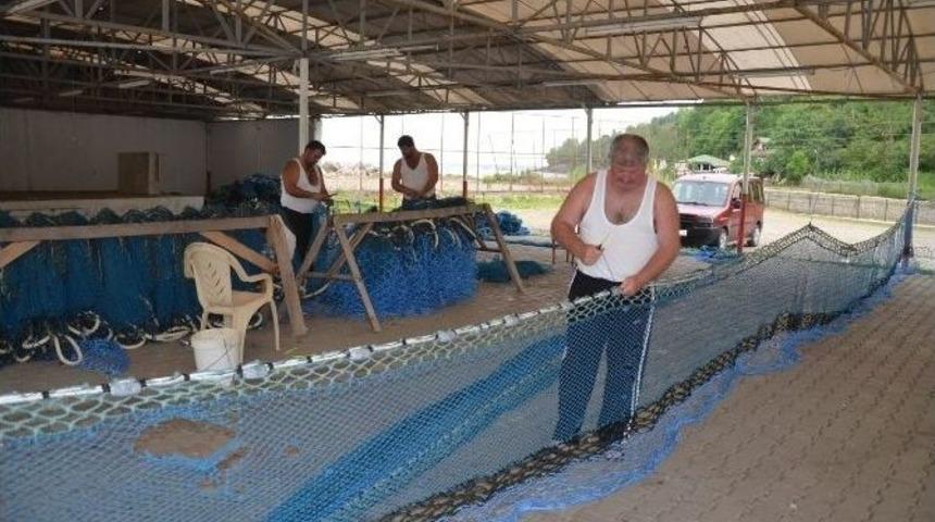 Yalık&ouml;yl&uuml; Balık&ccedil;ılar 1 Eyl&uuml;l&rsquo;de 'vira Bismillah' Demeye Hazırlanıyor