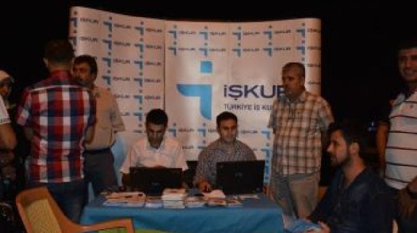 İş-kur İftardan Sonra Da Halkı Bilgilendiriyor