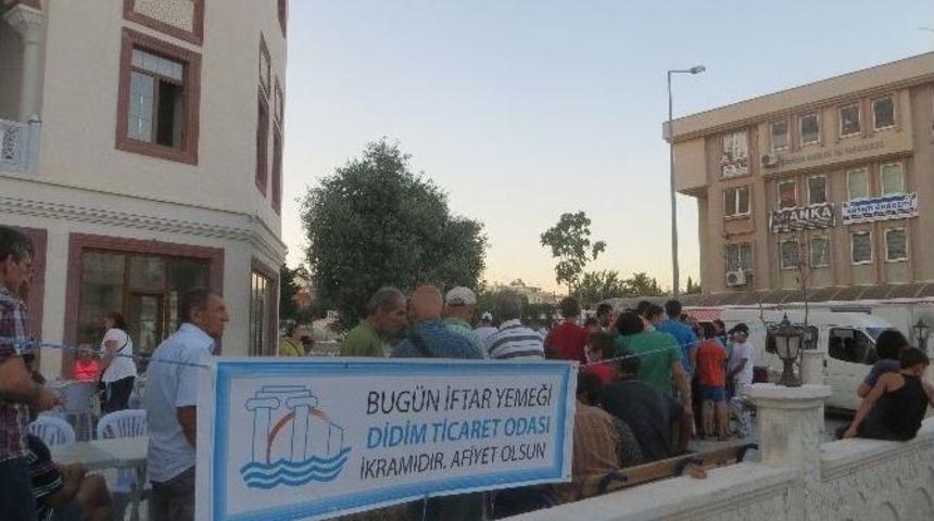 Didim Ticaret Odasından İftar Yemeği