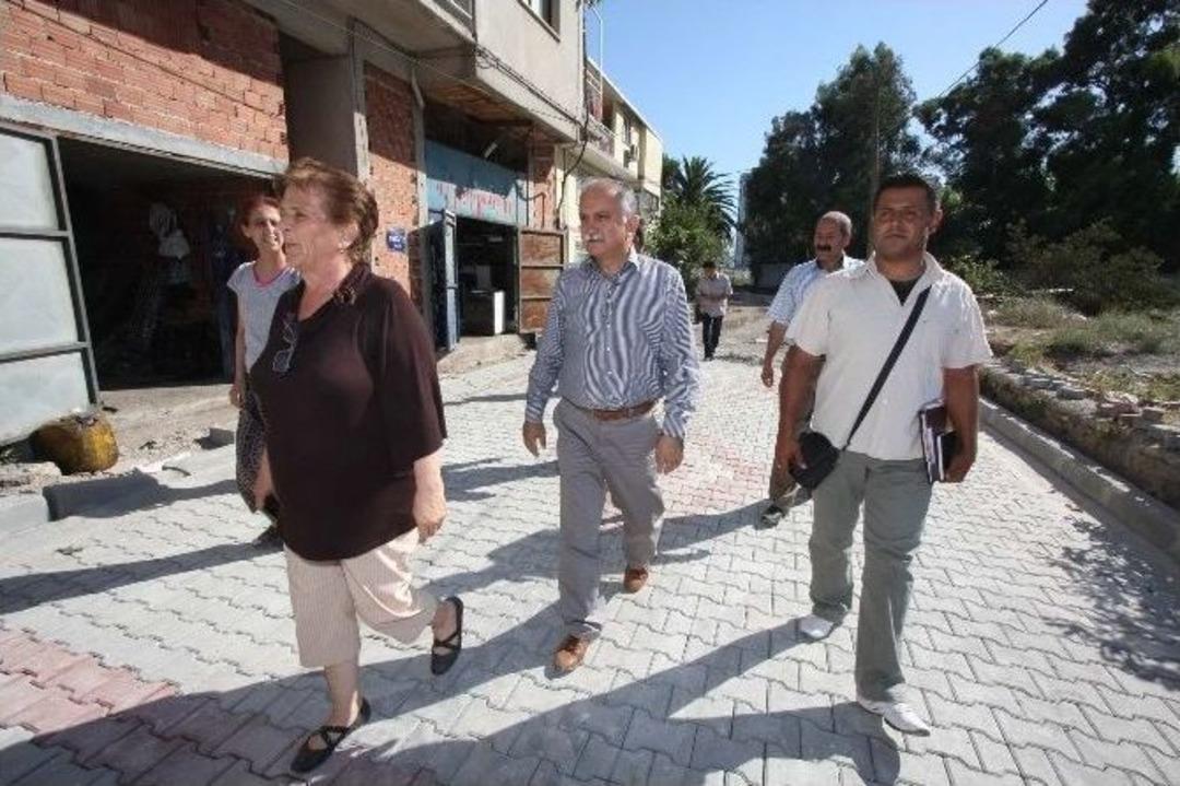 Bayraklı'nın Sokakları Yenileniyor