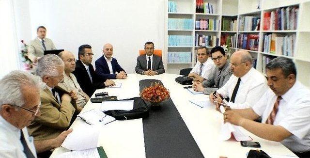 Vali Demir İl&ccedil;elerdeki Yatırımları İnceledi 2