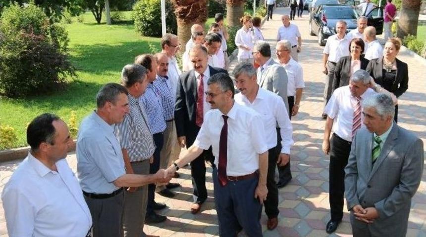 Manisa Valisi Bektaş Saruhanlı&rsquo;da