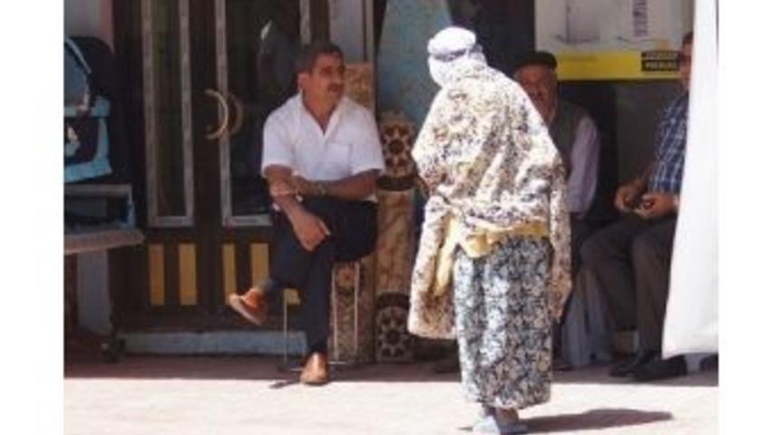 Kağızman&rsquo;da Dilenci İstilası