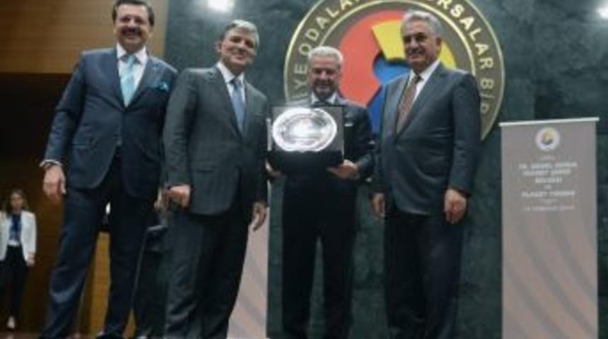 Ekrem Demirtaş&rsquo;a 20. Yıl Şeref Plaketi