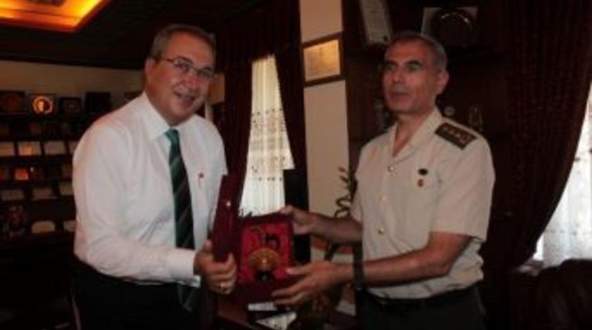 İl Jandarma Komutanı Ertuğrul&rsquo;dan &Uuml;nver&rsquo;e Veda Ziyareti