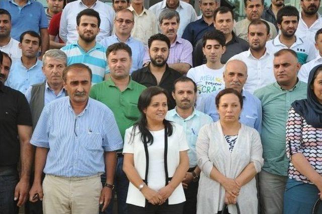 Silopi'de 'rojava İçin El Ele' Yardım Kampanyası