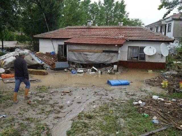 Sel Suları, Edirne’de 20 Evi Ve 10 Ahırı Yıktı