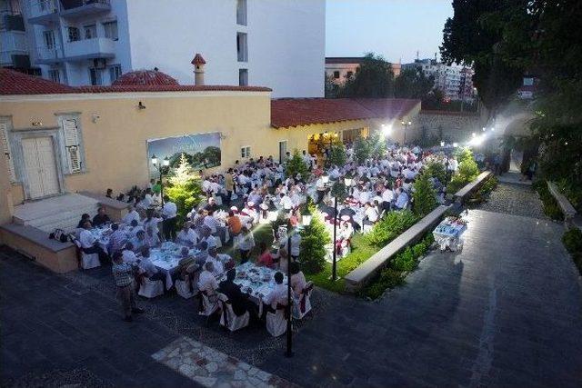 Bornova'da Ramazan Dayanışması