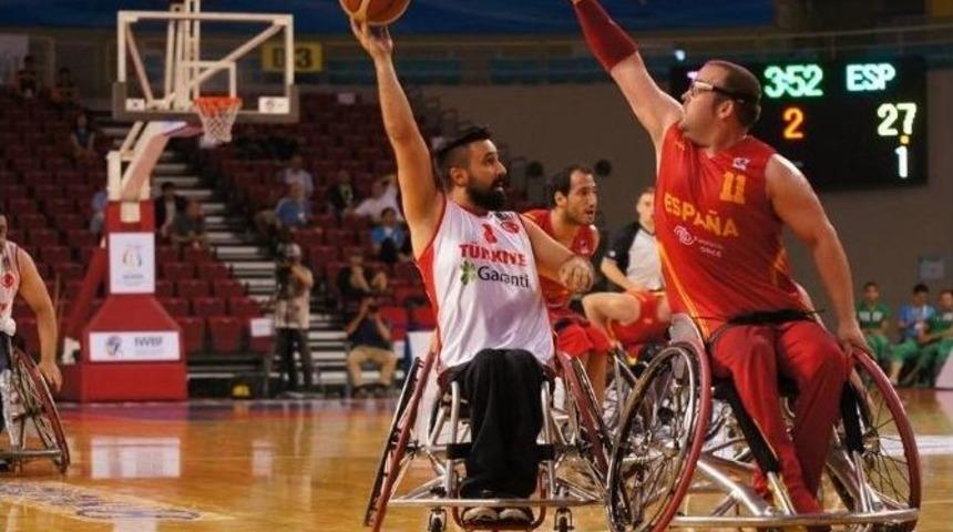 Yalovalı İsmail Ar, D&uuml;nya&rsquo;nın En İyi 5&rsquo;ine Se&ccedil;ildi