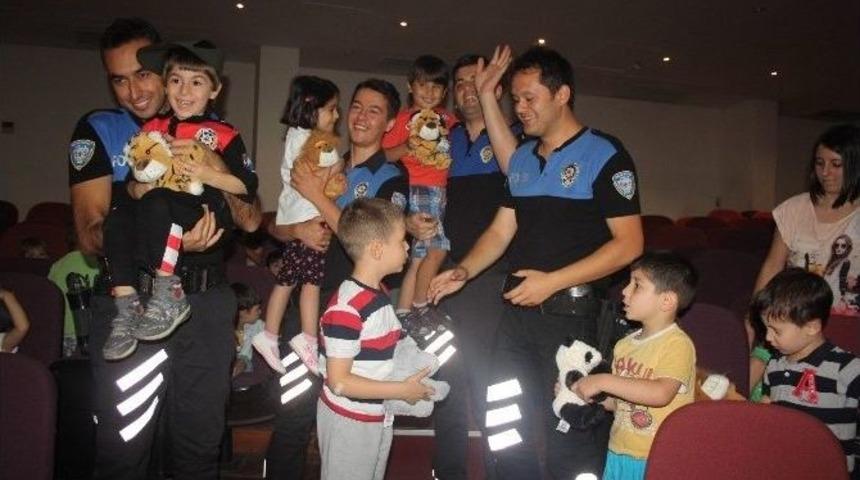 Emniyetten Miniklere &lsquo;bilimi Sevdirme&rsquo; Etkinliği