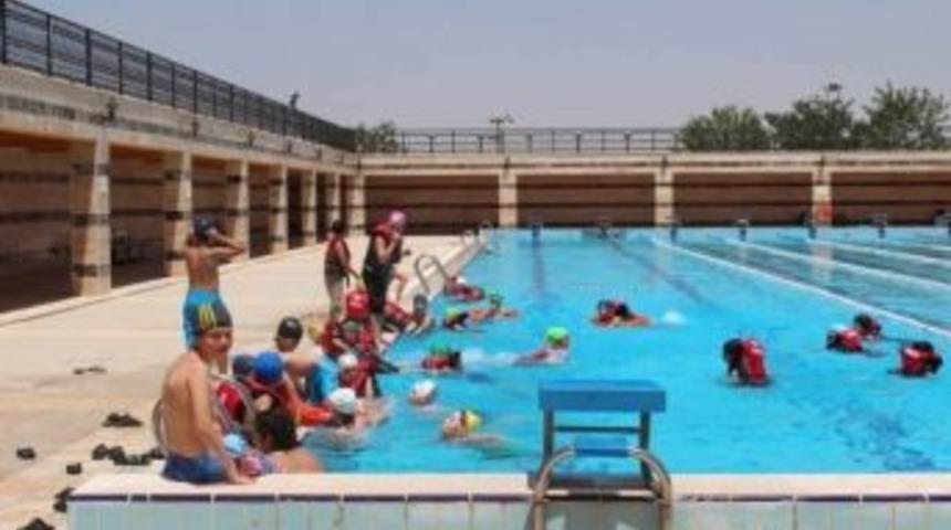 Y&uuml;zme Kursuna Engelli İlgisi