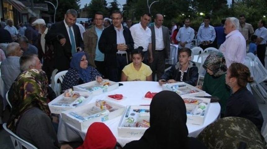 &Ccedil;ilimli Belediyesi&rsquo;nin İftarına B&uuml;y&uuml;k İlgi