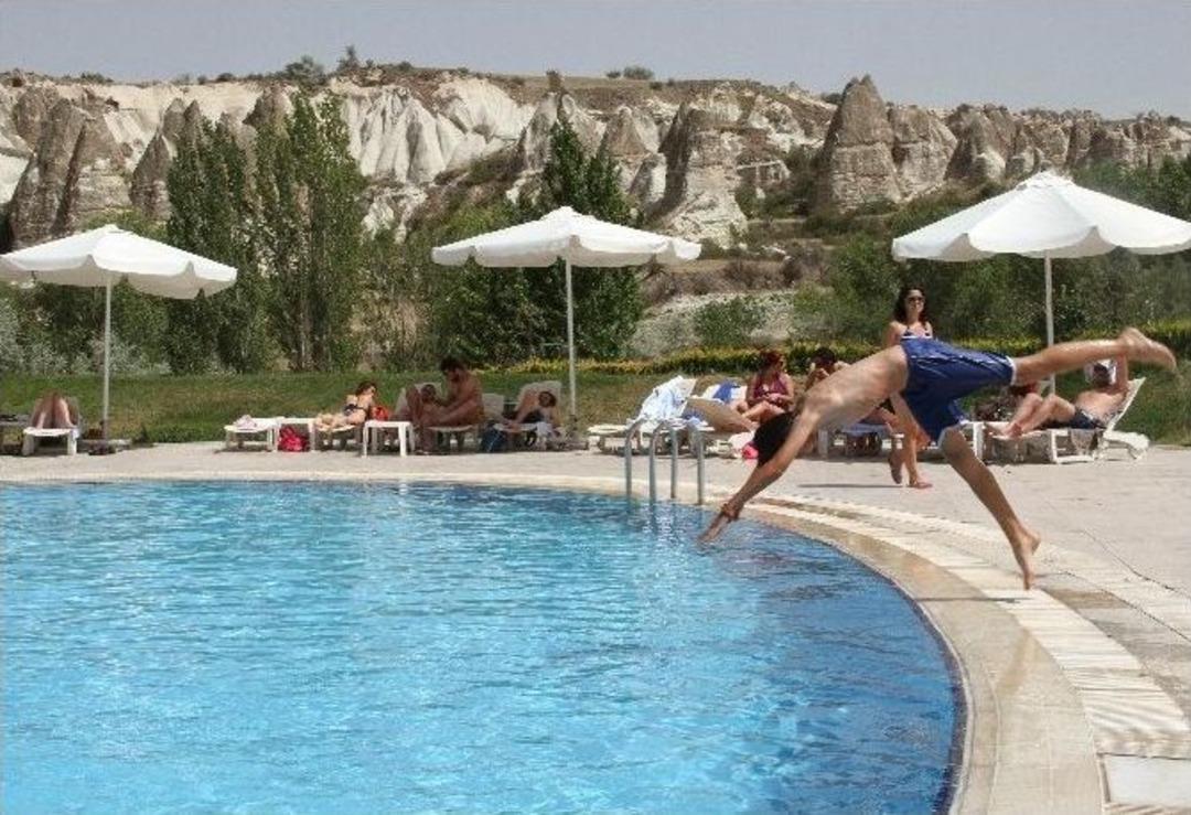 Ama&ccedil; Aynı Fakat Mekanlar Farklı