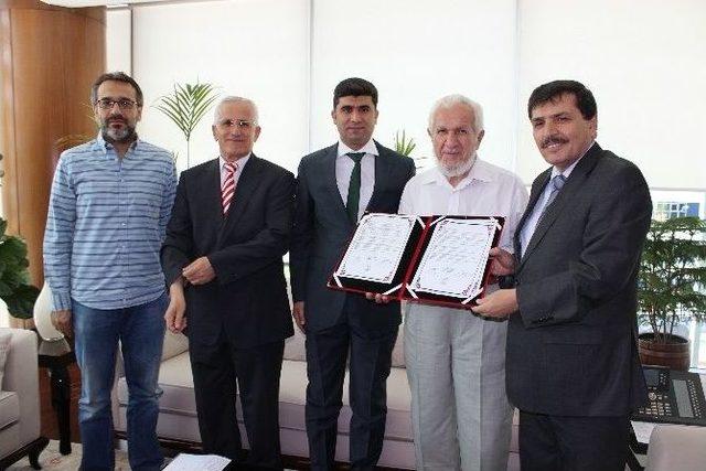 &Uuml;nl&uuml; İlahiyat&ccedil;ıdan Memleketine İmam Hatip Lisesi 2