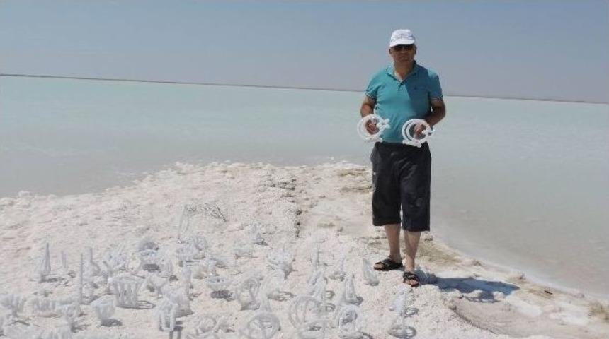 Cihanbeyli Hem Tuz&rsquo;dan Hediyelik Eşya &Uuml;retiyor