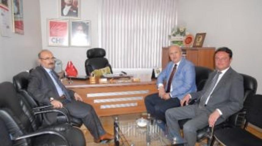 Vali K&uuml;rkl&uuml;, Chp&rsquo;yi Ziyaret Etti