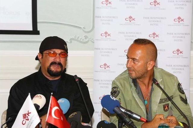 Steven Seagal: “osmanlı Tarihini Yakından İnceliyorum”