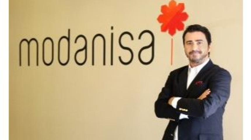 Sahurda İnternetten Tesett&uuml;r Giyim Satışı Arttı