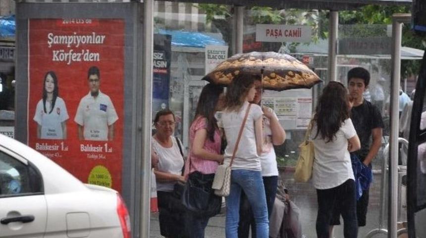 Balıkesir'de Yağmur
