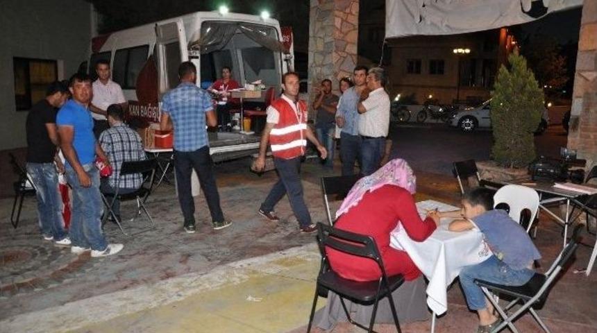 Menderes Kan Bağışında Kenetlendi