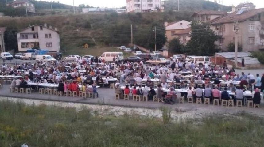 Ak Parti, Mahalle İftarlarına Devam Ediyor