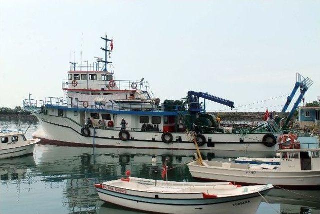 Su &Uuml;r&uuml;nleri Araştırma Gemisi Sefere &Ccedil;ıkıyor 2