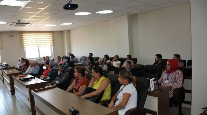 Erdemli Belediyesi'nde Uygulamalı Girişimcilik Kursu
