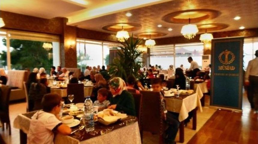 M&uuml;siad&rsquo;dan &Ouml;rnek Davranış