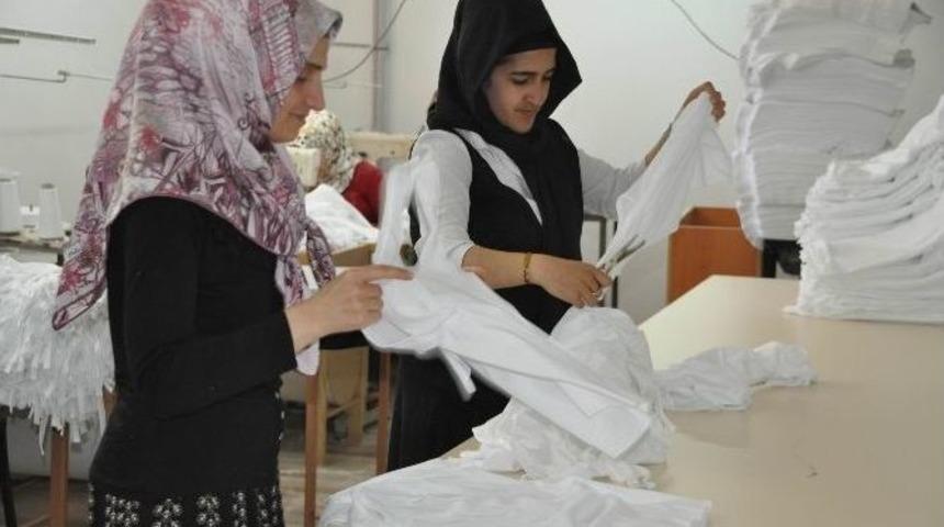 Suşehri&rsquo;nde İşsiz Bayan Kalmayacak