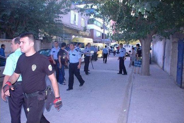 Komşular Arasında G&uuml;r&uuml;lt&uuml; Kavgası: 10 G&ouml;zaltı 2