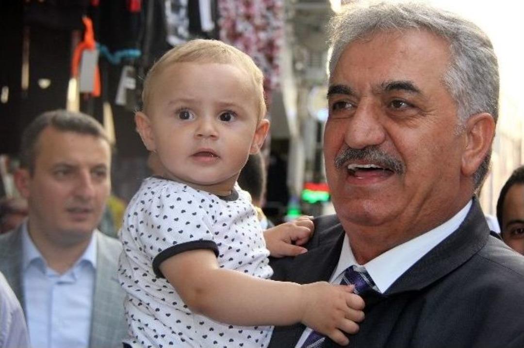 Rize'de Y&uuml;r&uuml;yen Merdiven Krizi