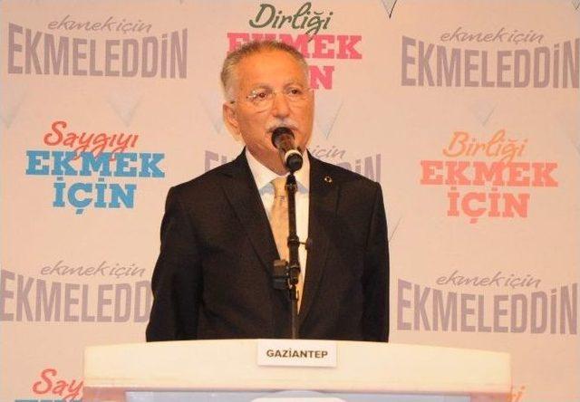 İhsanoğlu, İftarda Gazianteplilerle Bir Araya Geldi