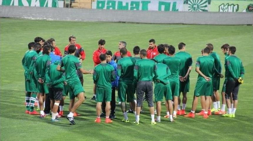 Bursaspor Chikhura Ma&ccedil;ına Hazır