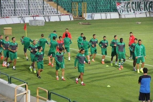 Bursaspor Chikhura Maçına Hazır