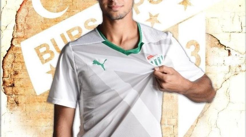 Bursaspor&rsquo;un Yeni Sezon Formaları Satışa &Ccedil;ıkıyor