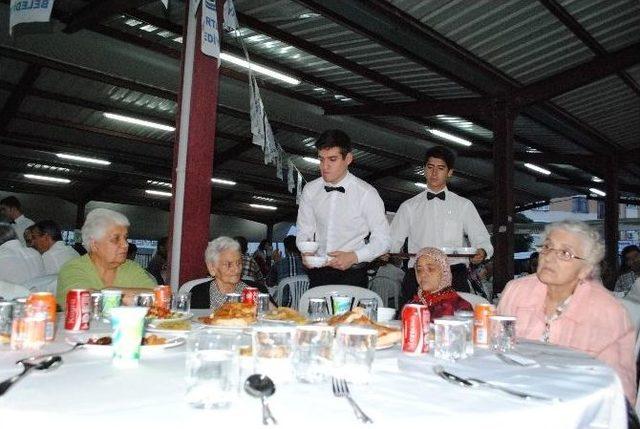 Kartal da Şehit Yakınları Ve Gaziler İftarda Buluştu 2