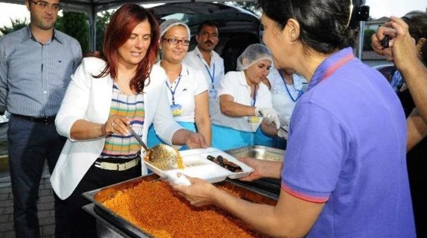 Başkan &Ccedil;er&ccedil;ioğlu, Germencik İftarında Vatandaşla Buluştu