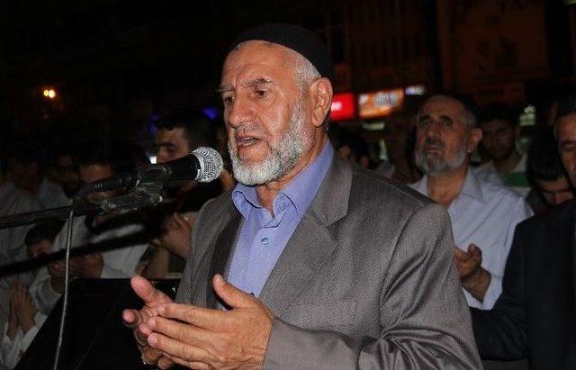 Bing&ouml;l&rsquo;de Gıyabi Cenaze Namazı Kılındı 1