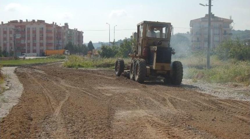Lapseki&rsquo;de Yol &Ccedil;alışmaları Devam Ediyor