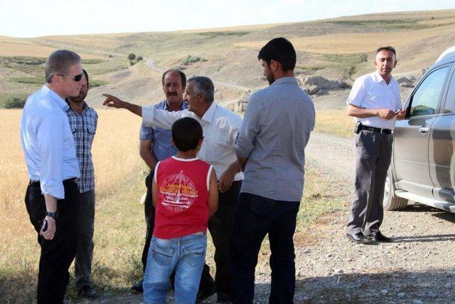 Kaymakam G&uuml;l, K&ouml;ylerde Temaslarda Bulundu 2