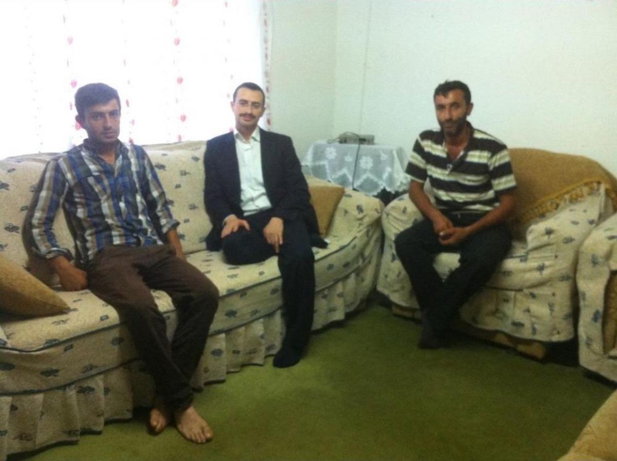 Kaymakam G&uuml;ntepe, Işten &Ccedil;ıkartılan Belediye Iş&ccedil;ilerini Ziyaret Etti