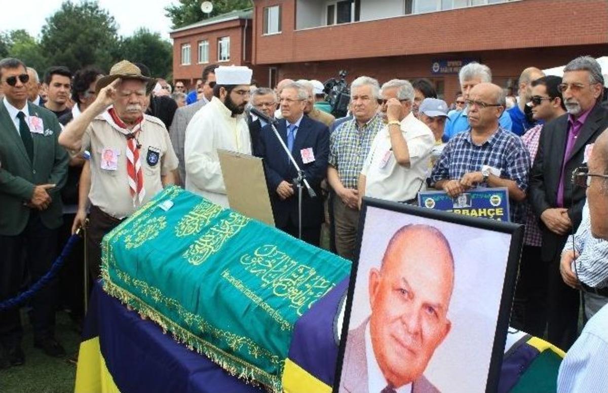 Efsane Başkan Faruk Ilgaz İ&ccedil;in Cenaze T&ouml;reni D&uuml;zenlendi