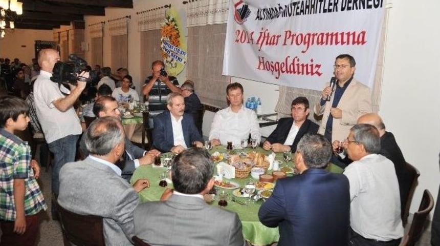 Altındağlı Müteahhitler İftar Sofrasında Buluştu