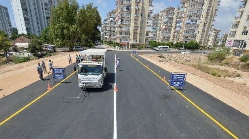 Muratpaşa&rsquo;da Yollar &Ccedil;iziliyor