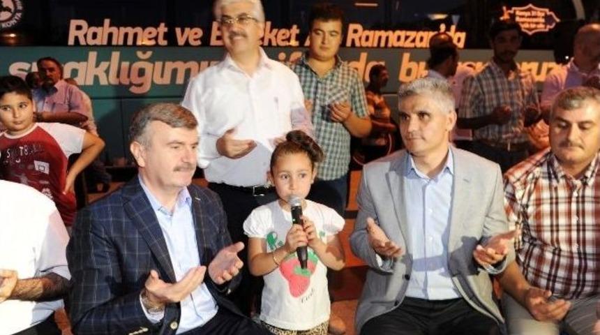 Başkan Aky&uuml;rek Bozkır&rsquo;da İftar A&ccedil;tı
