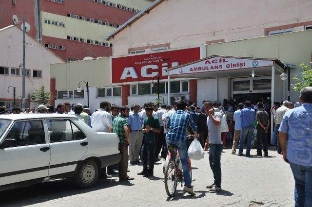 Muş ta Ot Y&uuml;z&uuml;nden &Ccedil;ıkan Kavgada 2 Kardeş &Ouml;ld&uuml;r&uuml;ld&uuml; 1