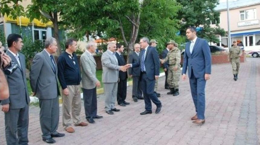 Vali Deniz Posof İl&ccedil;esini Ziyaret Etti