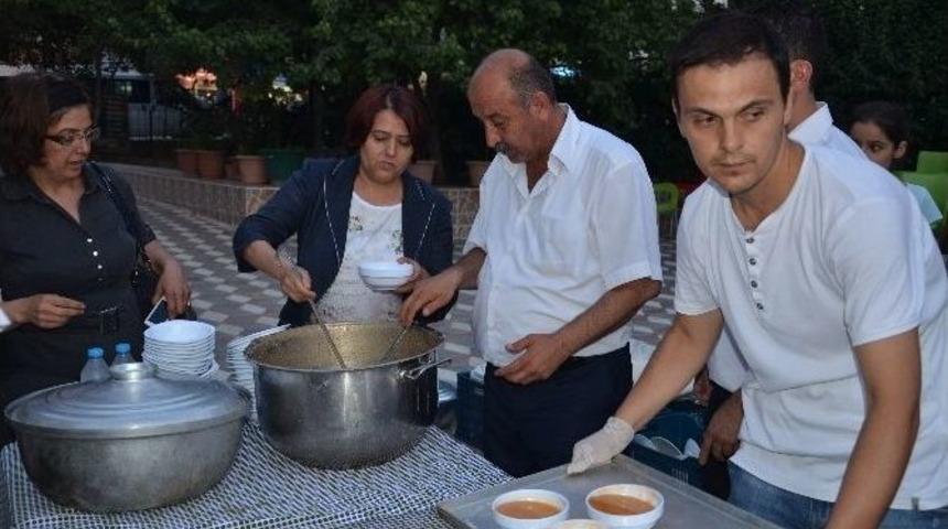 Chp'den Şehit Madenci Ailelerine İftar
