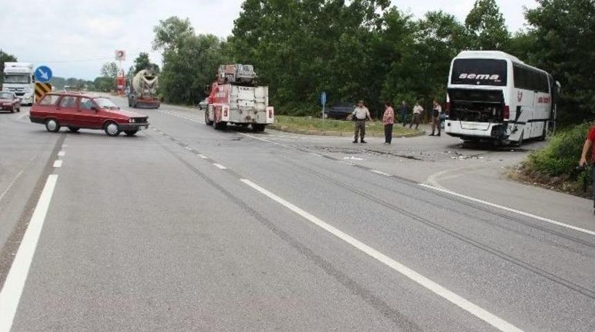 &Ccedil;arşamba&rsquo;da Trafik Kazası: 6 Yaralı